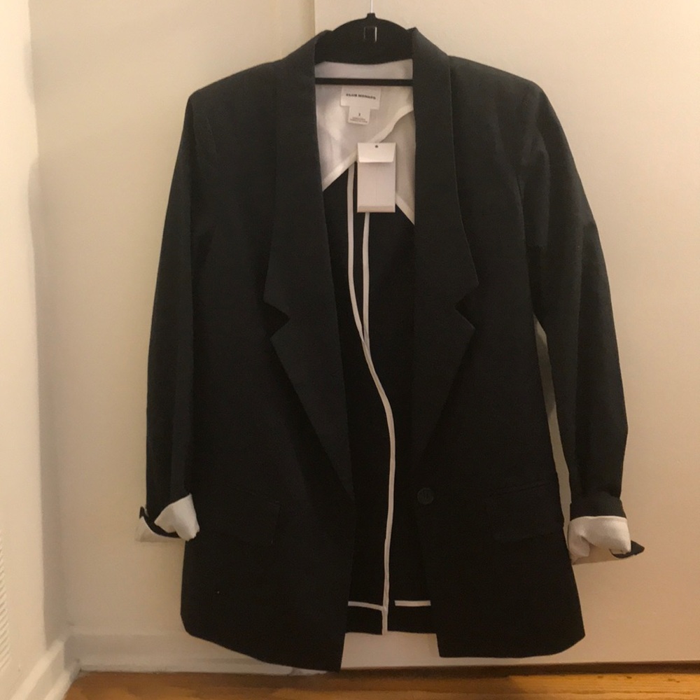 Never worn, navy, Size 2, Club Monaco blazer